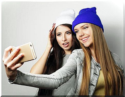 The Instagram Effect in Adolescence